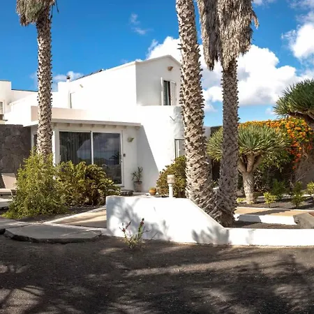 Art Apartment San Bartolome (Las Palmas)